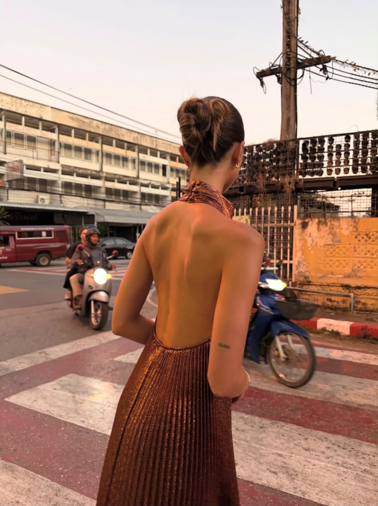Libertie Gown | Bronze Shimmer | L'IDÉE